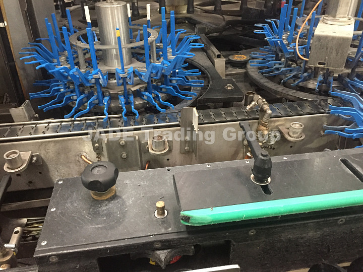 Labeling Machine SIDEL SL90 - inlet and outlet star feeders