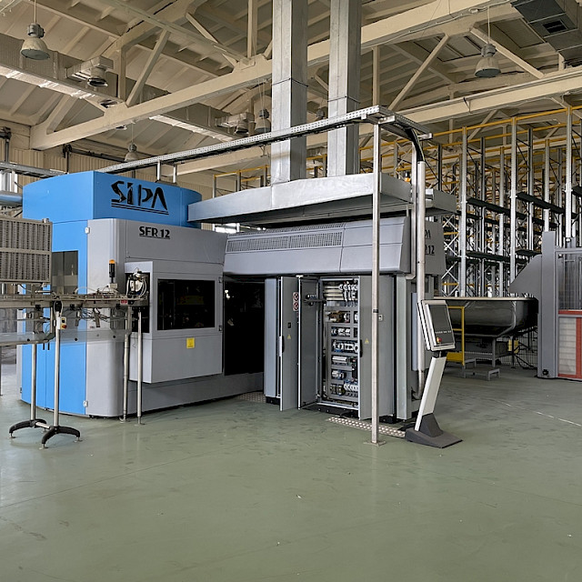 2005 - Stretch Blow Moulding Machine SIPA SFR 12 capacity 18000 bph
