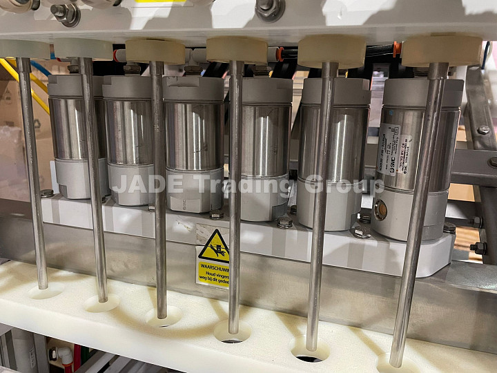 Glass Bottle Filler Wild Goose Meheen M6L - Filling Tubes and Cap Closing Station
