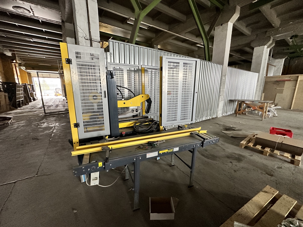 2006 - Selladora automática de cajas SIAT SM11 – S