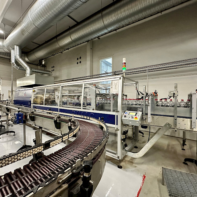 2015 – Folienschrumpfmaschine Robopac DIMAC Blue Star F, 30 Packungen / min