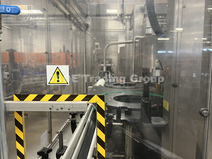 Rotary Labeller P.E. MASTER for Self-Adhesive Labels on PET and Glass Bottles