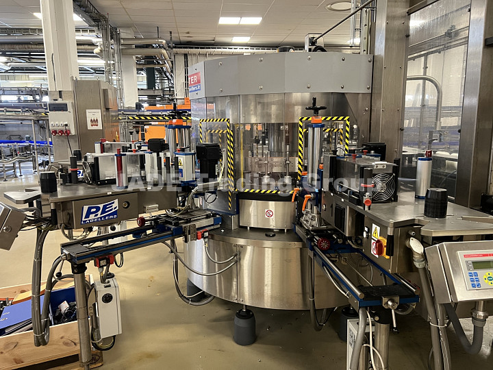 Rotary Labelling Machine P.E. Labellers MASTER 1120-20T